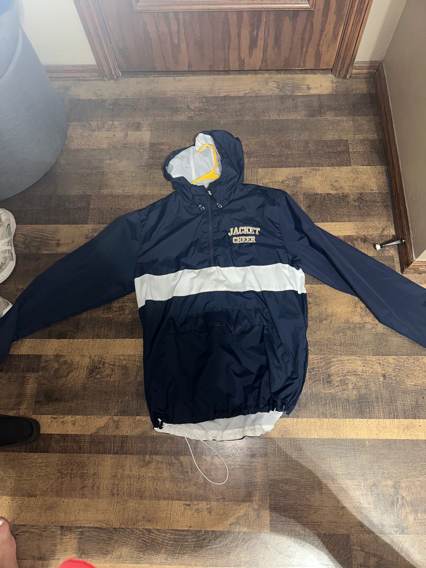 Cheer Pullover